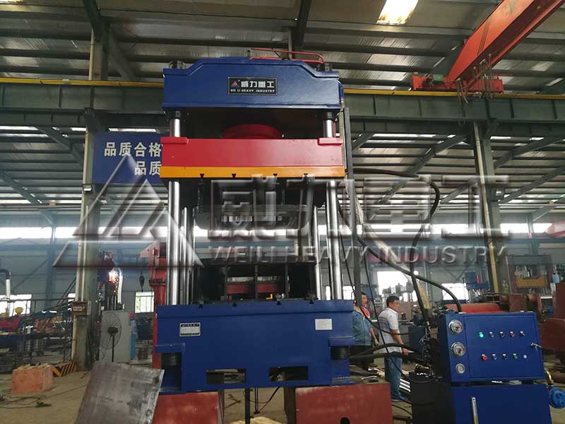 灰斗車(chē)?yán)斐尚鸵簤簷C(jī)