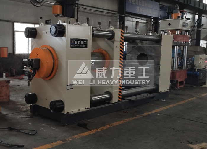 500噸臥式液壓機加工現場