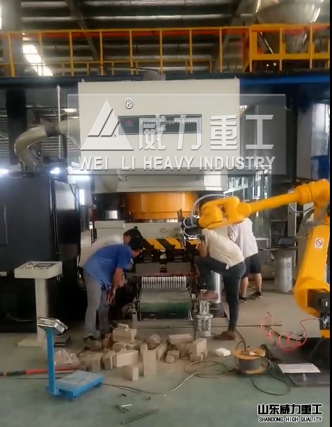 耐火磚自動化加工現場