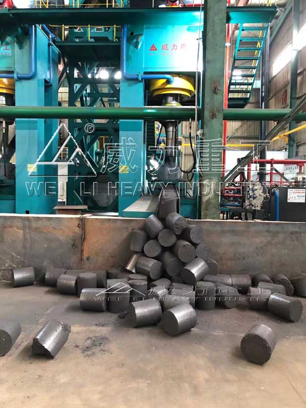 1600噸龍門框架式液壓機