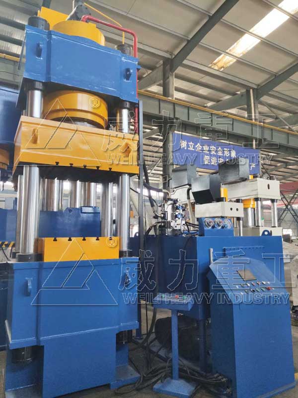 630噸雙動匣缽成型液壓機