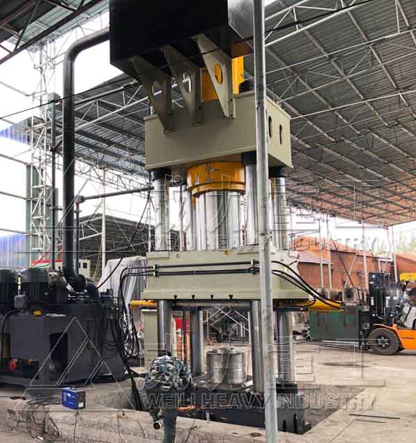 1000噸鋁瓶擠壓成型液壓機(jī)