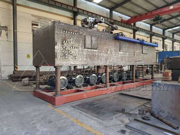 4000噸汽車縱梁液壓機中蓄能器